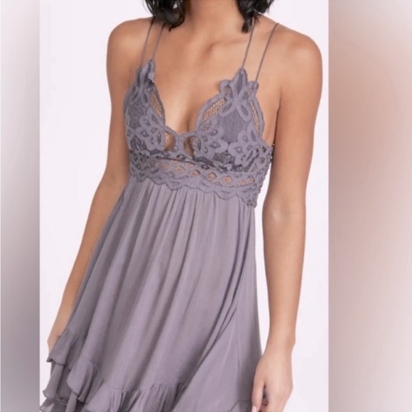 ZENANA Crochet Lace Ruffle
Cami top tank size XL - Picture 10 of 12